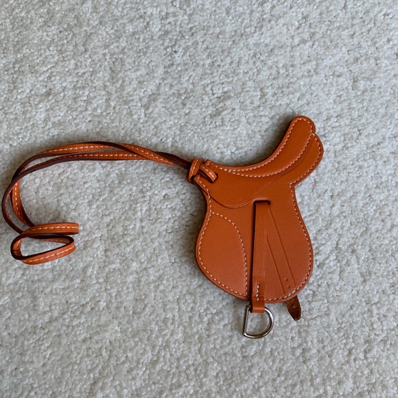 Hermès paddock saddle bag charm - Picture 3 of 5